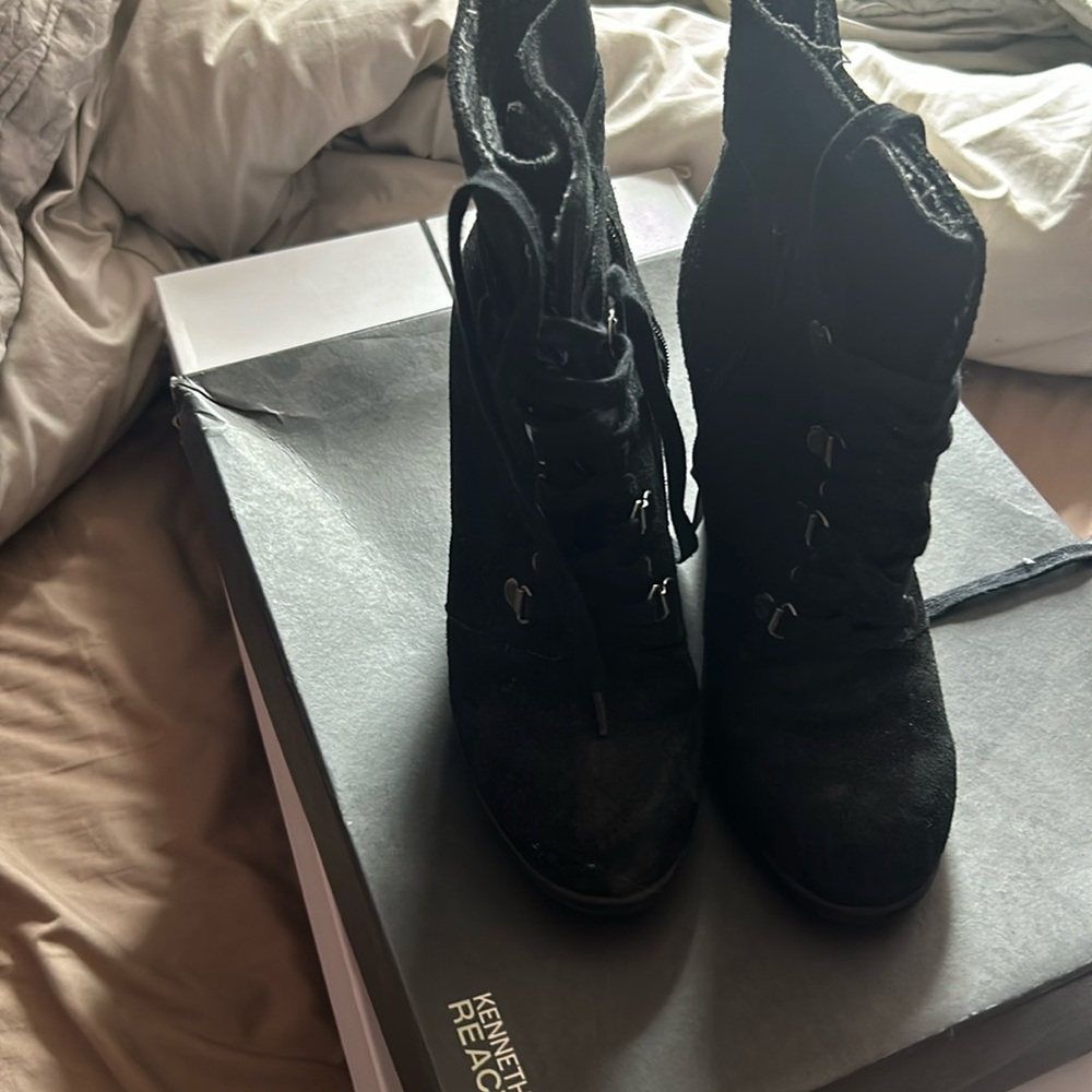 8 Kenneth cole booties